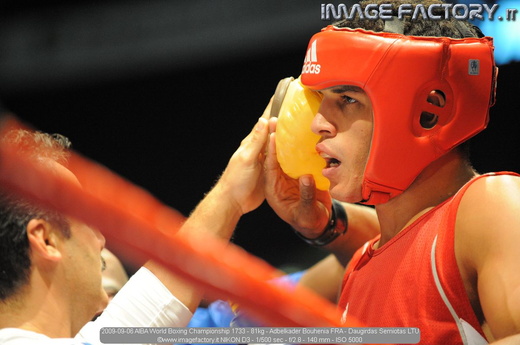 2009-09-06 AIBA World Boxing Championship 1733 - 81kg - Adbelkader Bouhenia FRA - Daugirdas Semiotas LTU
